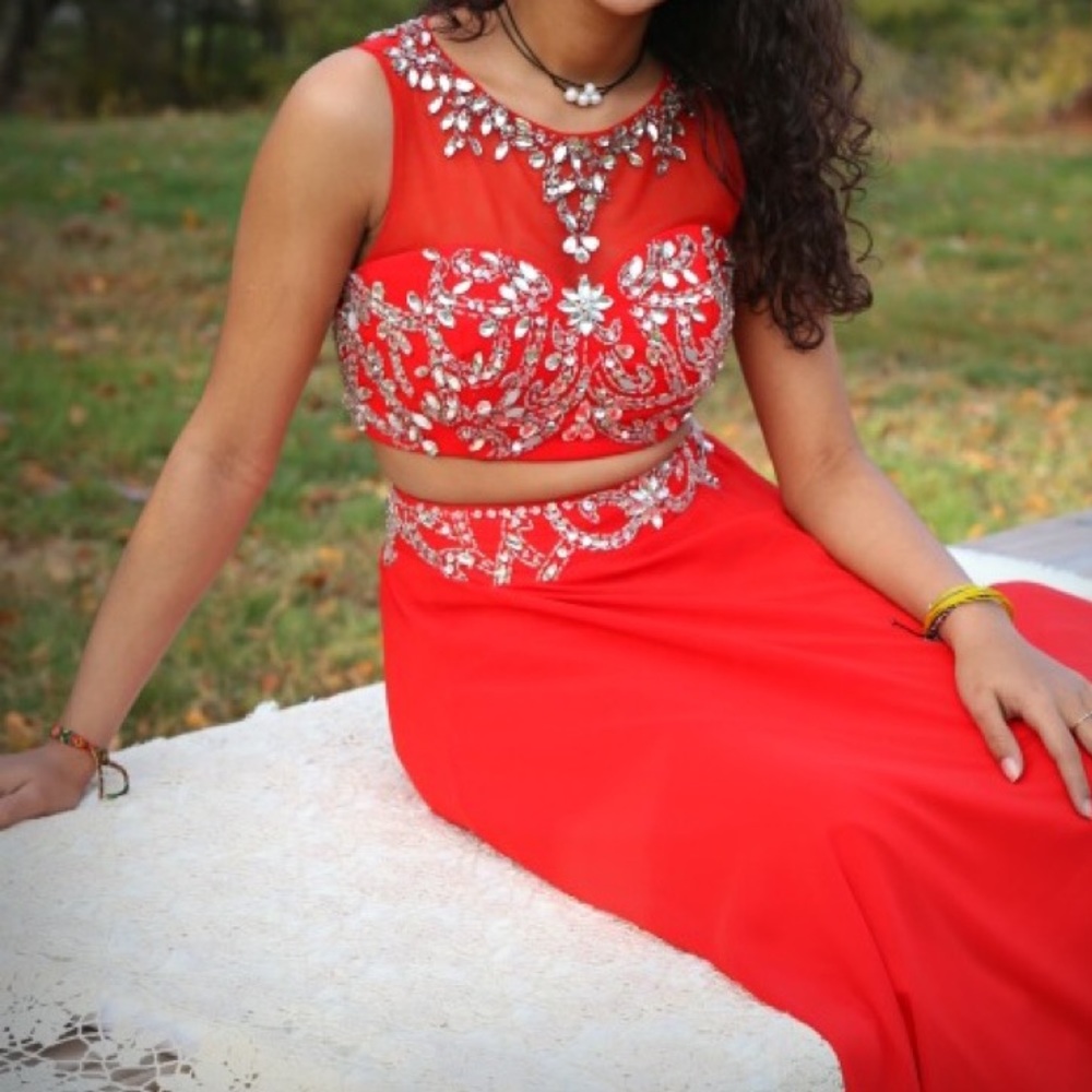 Red prom dress